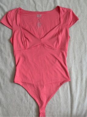 Maidenform NYC Coral Pink Short Sleeve Bodysuit
